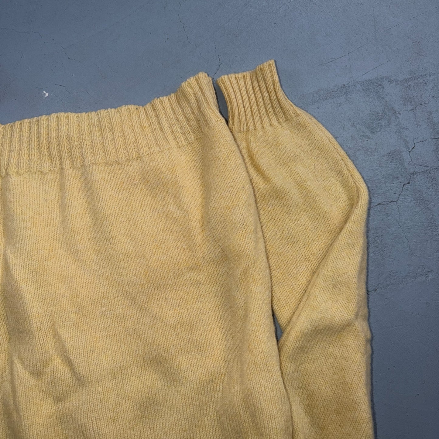 Pendleton VTG Mens Yellow Shetland Virgin Wool Button V Neck Cardigan Sweater 70