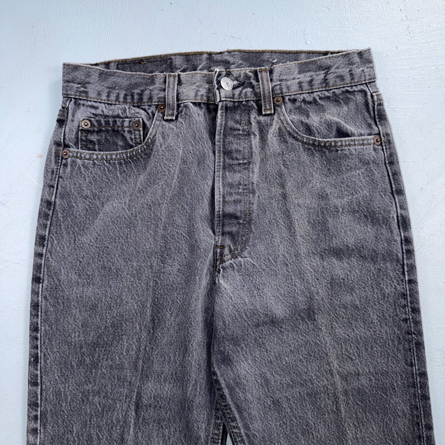 Levis 501 Vintage 80s USA XX Straight Leg Jeans Black Light Wash 30x32 Act 28x26