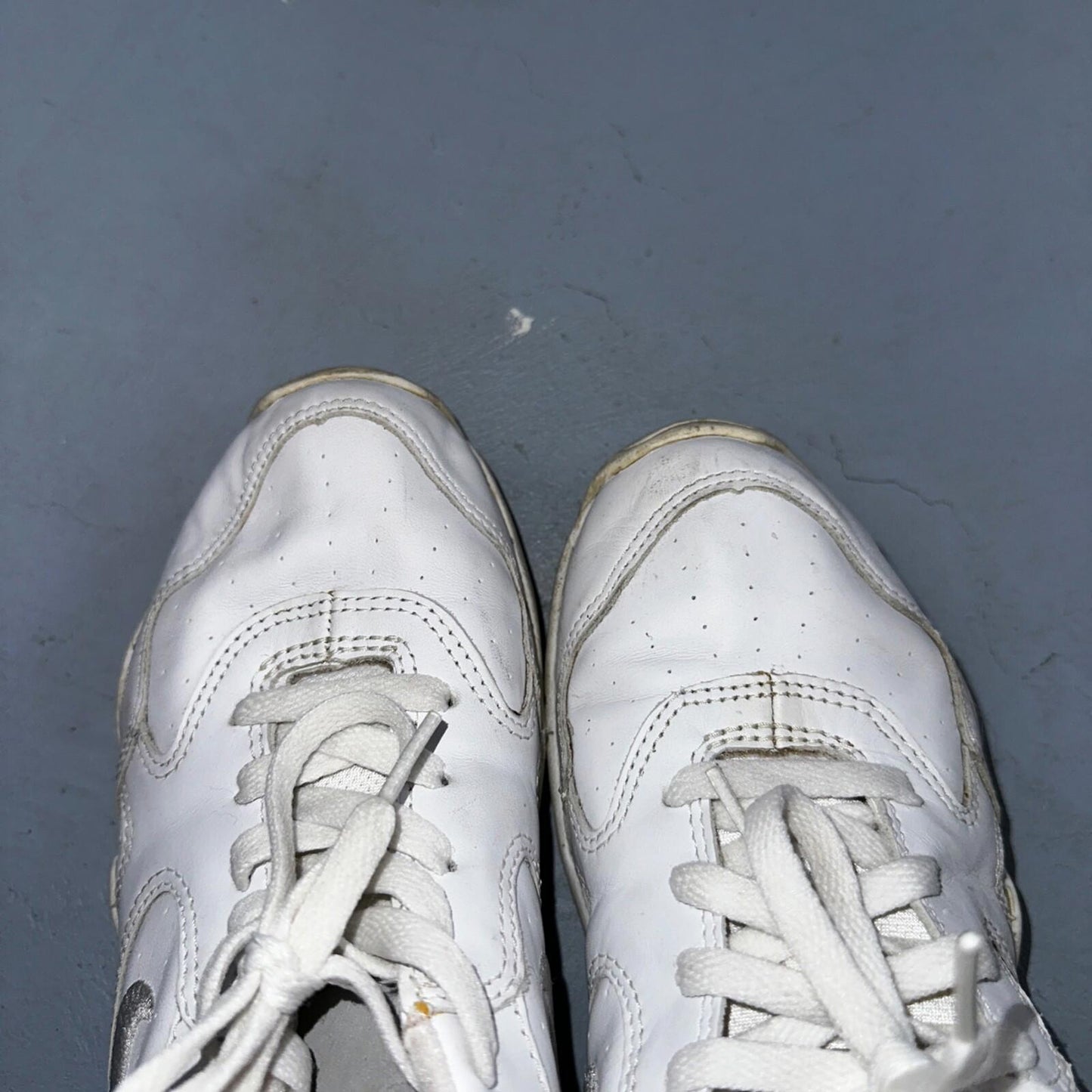 Vintage Nike Walker Airliner White Grey Y2K Dad Shoes Women’s SZ 8.5 174119-101