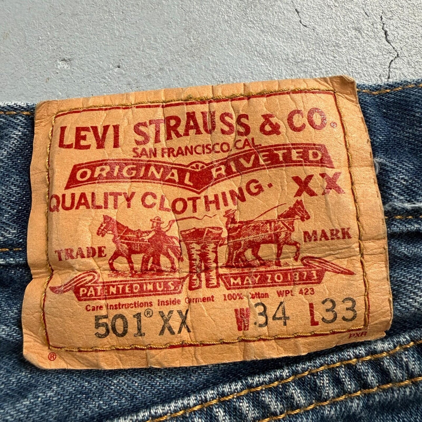 Levis 501 Vintage Y2K XX Straight Leg Jeans Blue Med Wash 34x33 Act 33x30