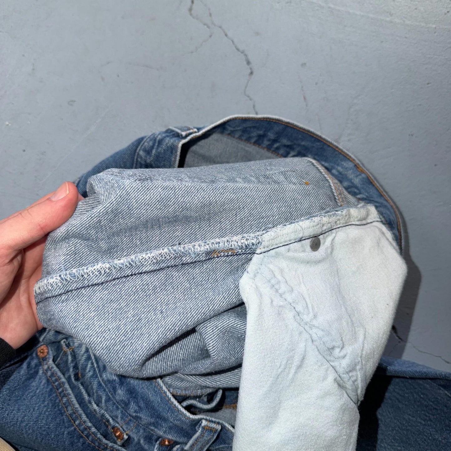 Levis 501 Vintage 80s USA XX Straight Leg Jeans Blue Light Wash 33x34 Act 31x32
