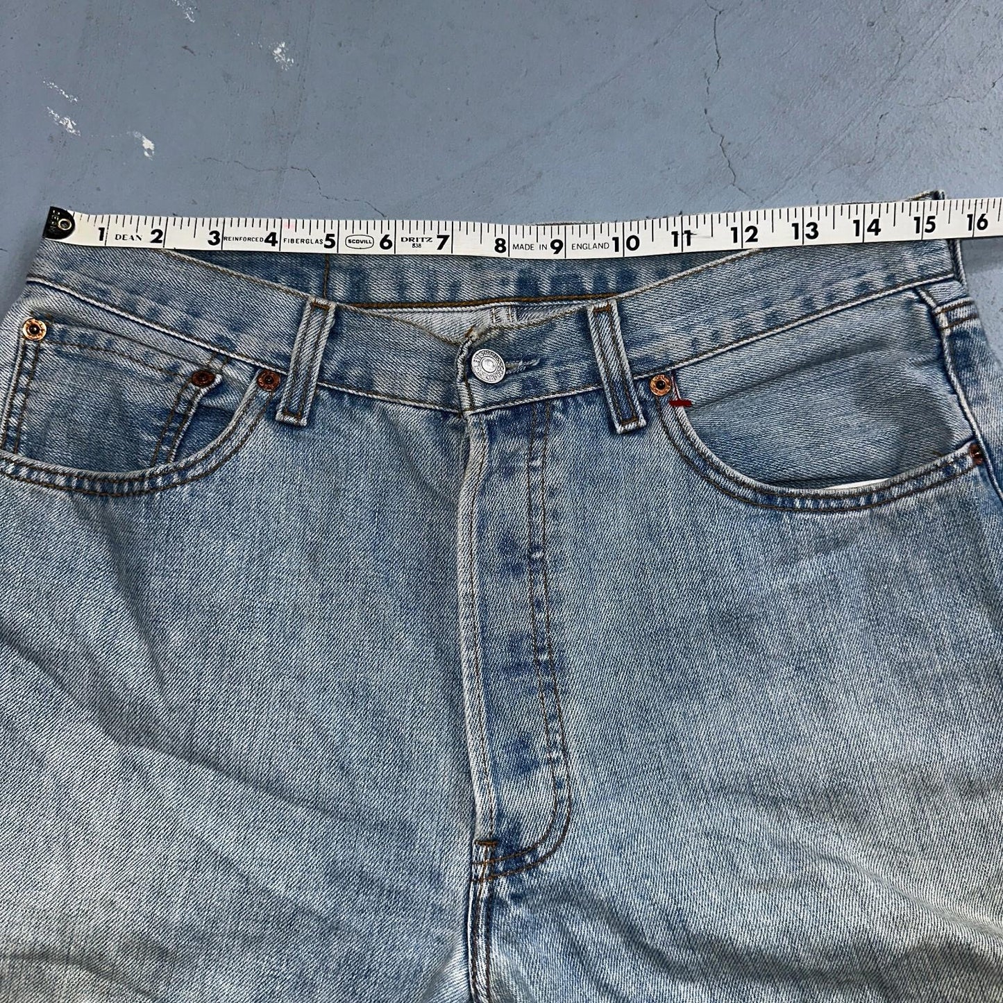 Levis 501 Vintage Y2K Hungary Straight Leg Jeans 33x34 90s Light Wash Act 31x32