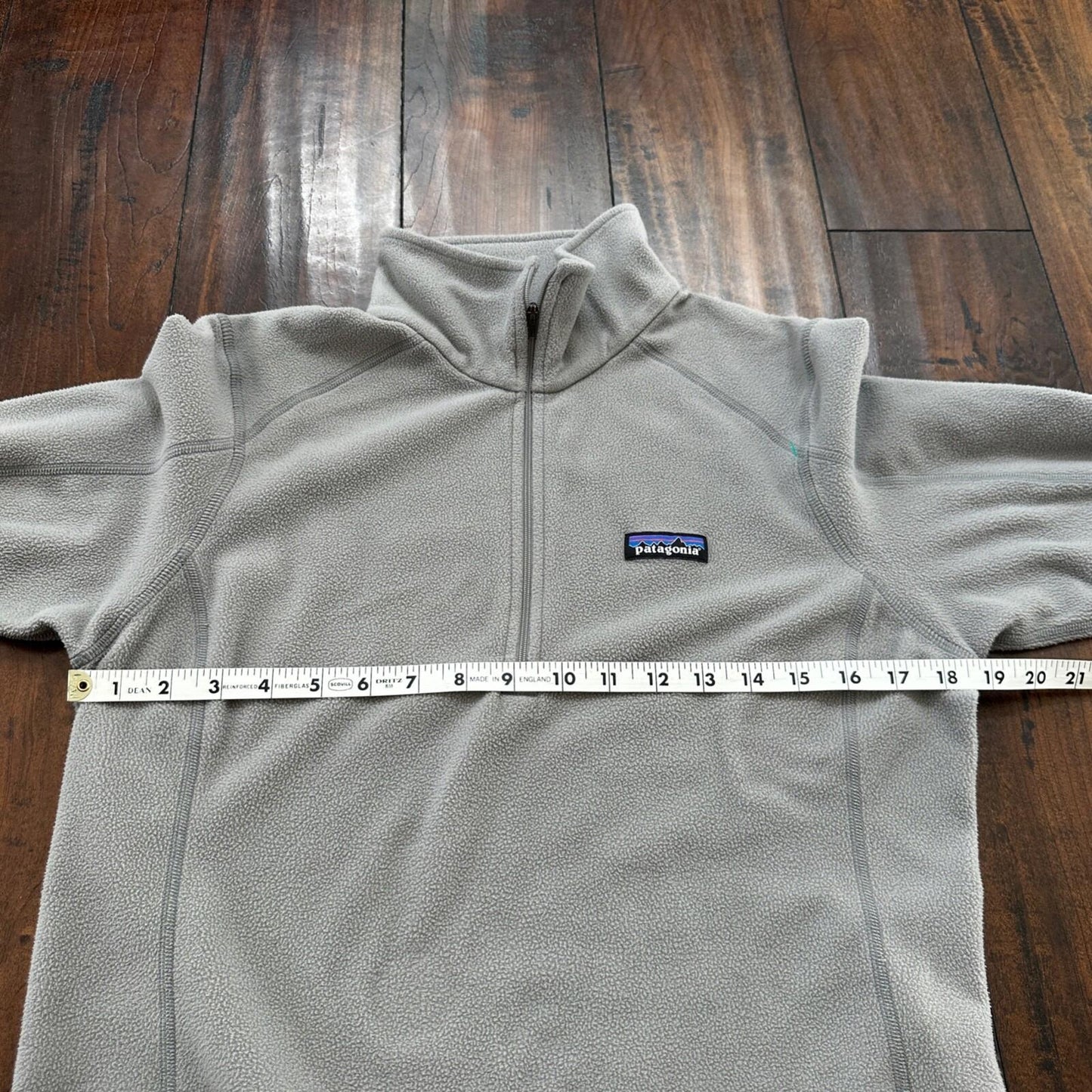Patagonia Women’s Size M Sweater Fleece Pullover Jacket 1/4 Zip Gray