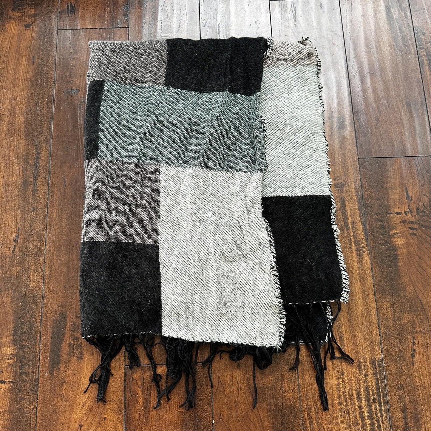 VTG Scarf Beautiful Pastel Colors Taylor Vibes Huge Big Size Wrap Cute Winter