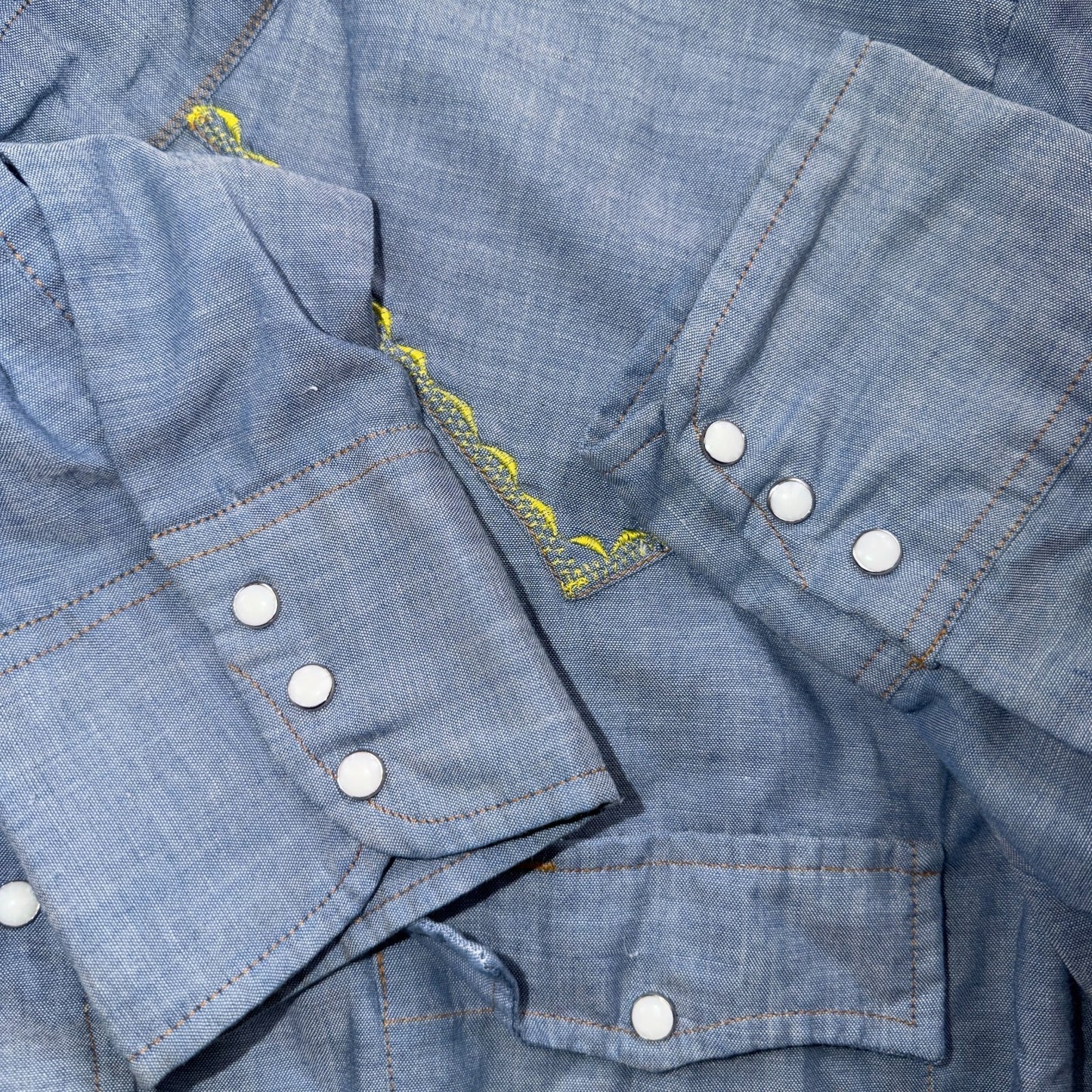 VTG 70s Levis Chambray Western Shirt Embroidered Pearl Snap Rockabilly Orange Ta