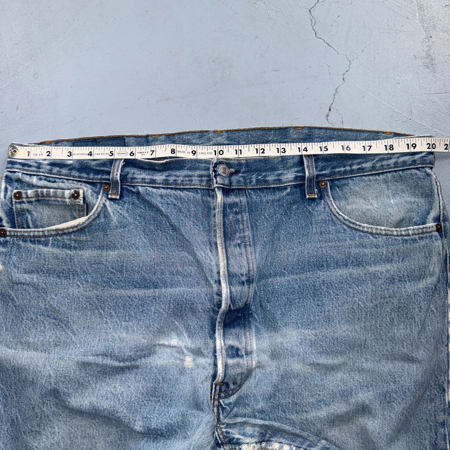 Levis 501 Vintage 80s USA XX Straight Leg Jeans Blue Light Wash 44x32 Act 40x27