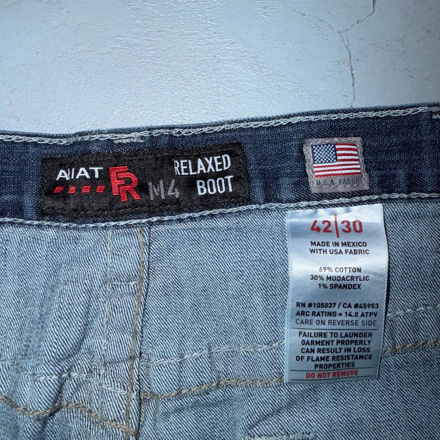 Ariat M4 FR Jeans Mens Blue Flame Resistant Cat 2 Relaxed Boot Cut 42x30 Denim