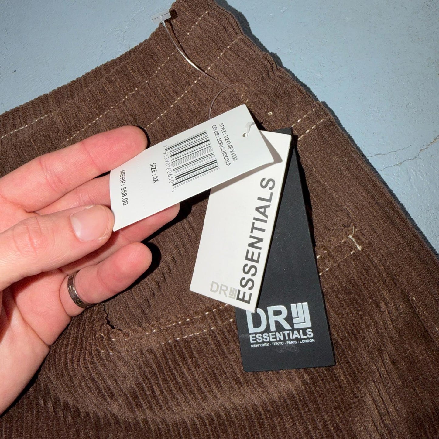 DRJ Essentials Shorts Mens 2XL Brown Yellow Corduroy Drawstring Elastic Waist