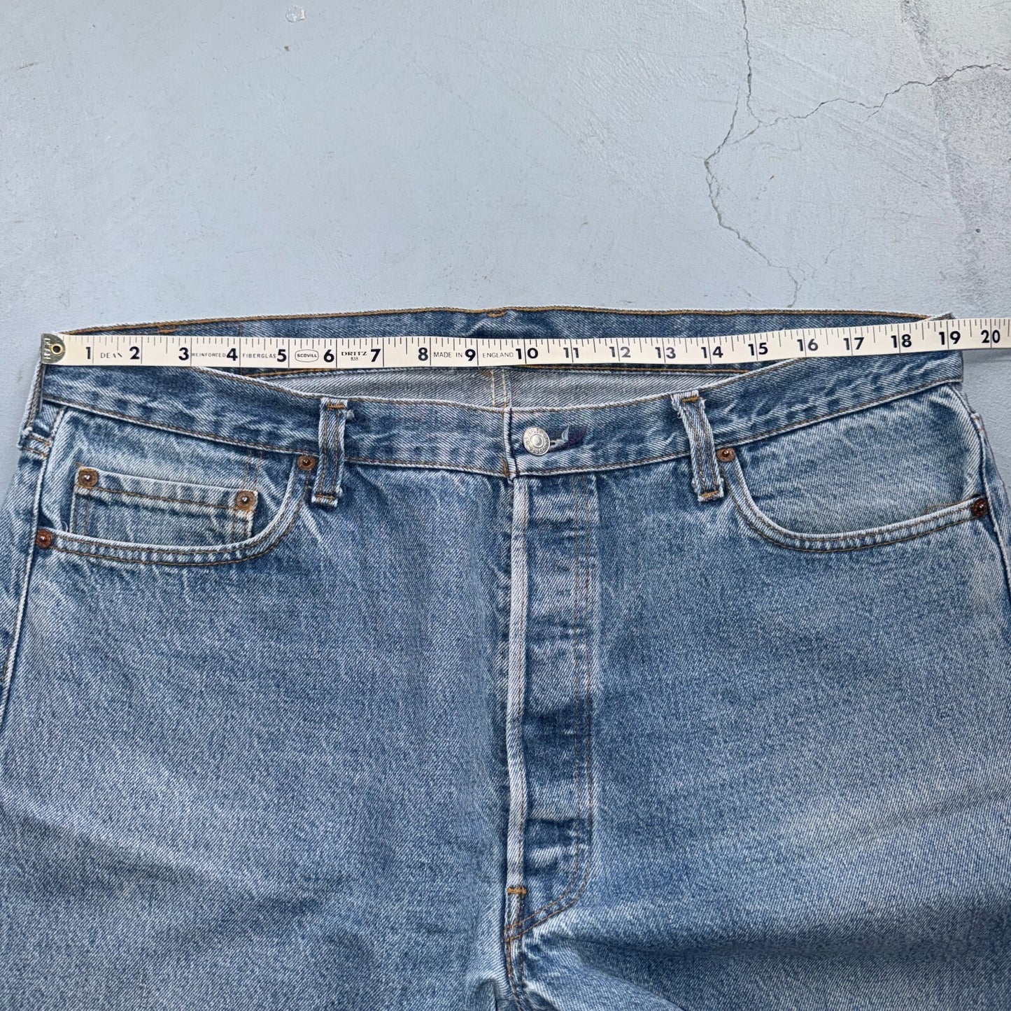 Levis 501 Vintage 80s USA XX Straight Leg Jeans Blue Light Wash 40x32 Act 38x28