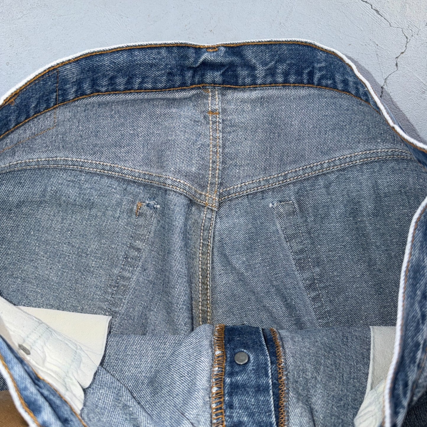 Levis 501 Vintage 80s USA XX Straight Leg Jeans Blue Light Wash 40x32 Act 38x28