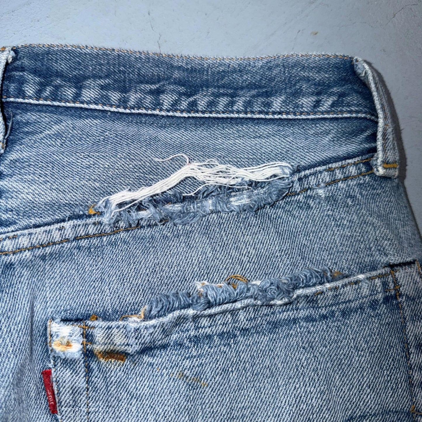 Levis 501 Vintage 80s Redline Selvedge USA XX Jeans Light Wash 33x34 Act 30x30
