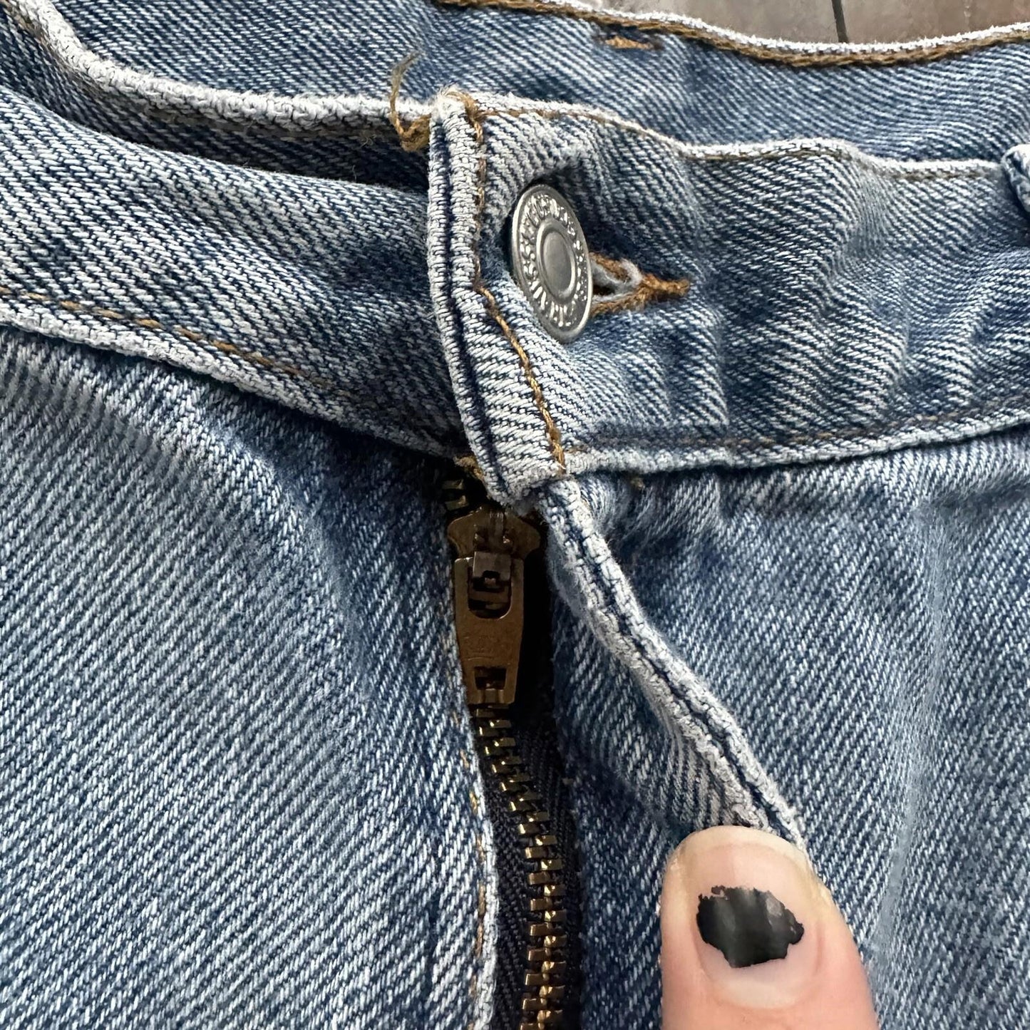 Levis 550 Jeans VTG Womens High Rise Light Wash Relaxed 90s USA 31x29