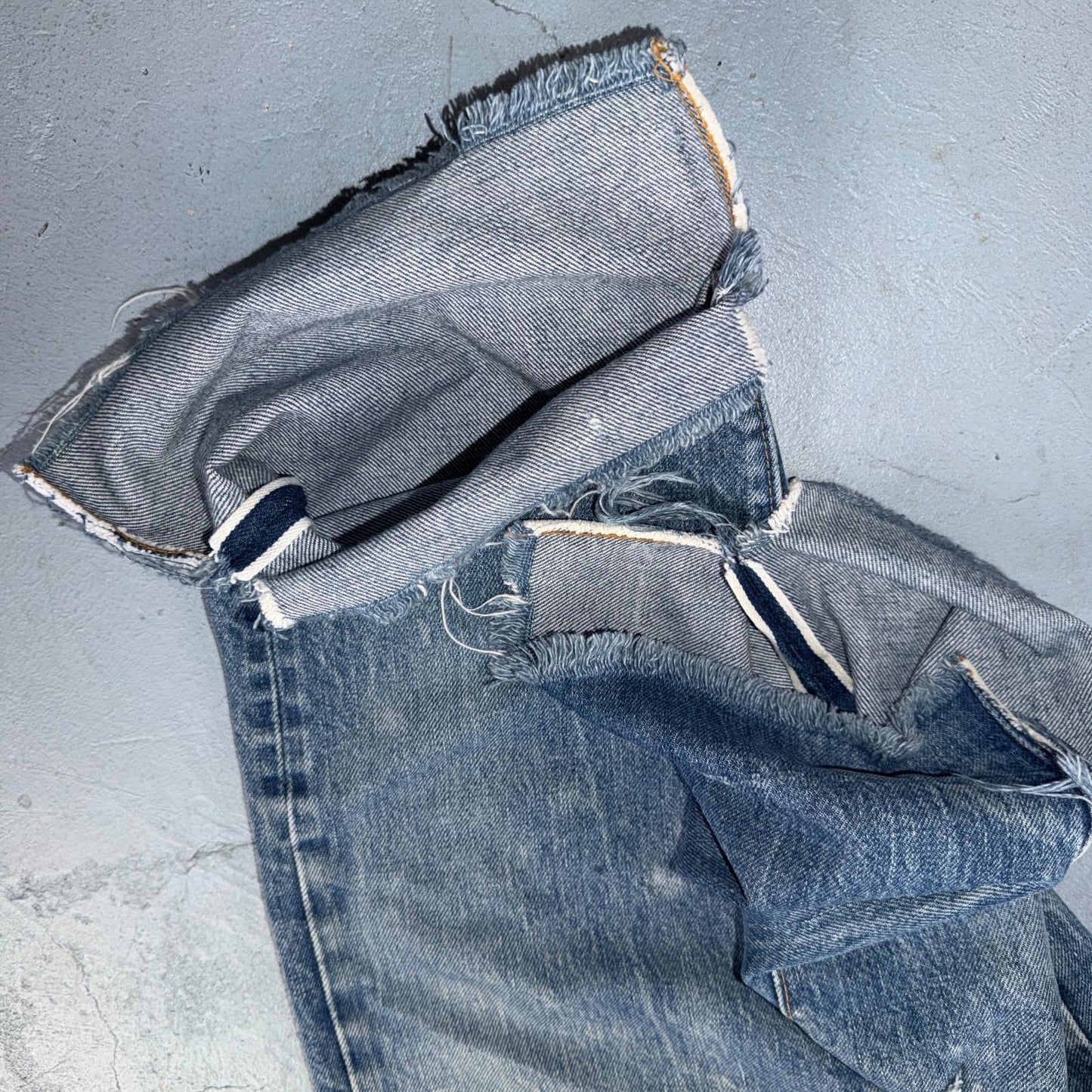 Levis 501 Vintage 80s Redline Selvedge USA XX Jeans Light Wash 30x31 Act 28x25
