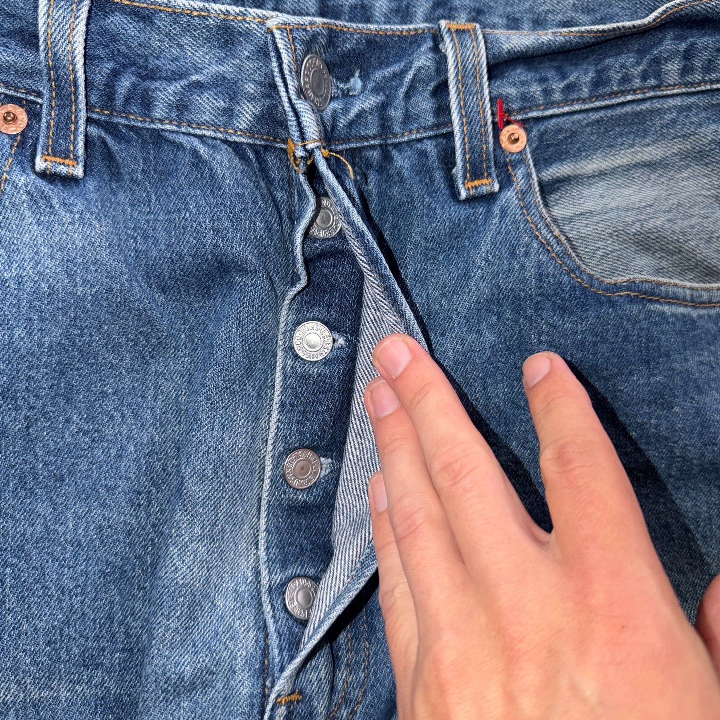 Levis 501 Vintage 90s USA XX Straight Leg Jeans Blue Light Wash 34x33 Act 31x28