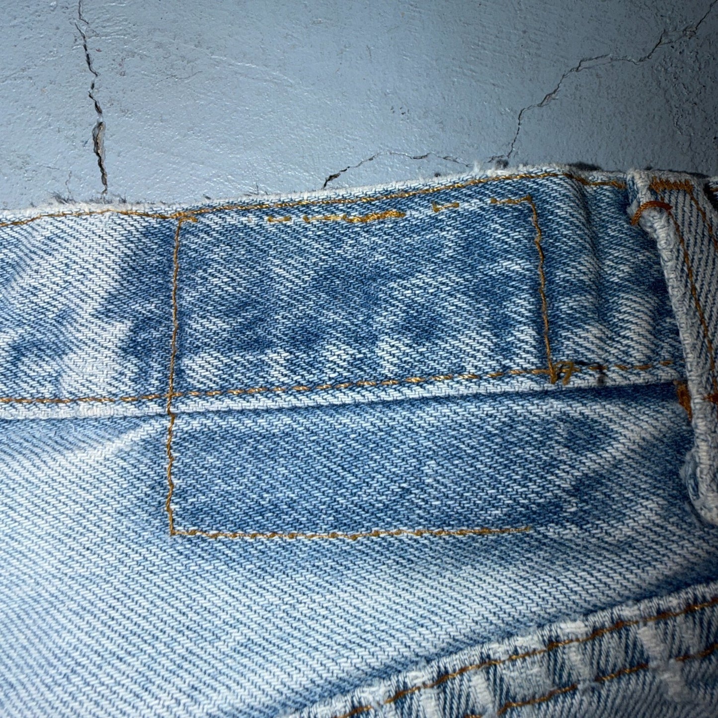 Levis 501 Vintage 80s USA XX Straight Leg Jeans Blue Light Wash 34x32 Act 32x31