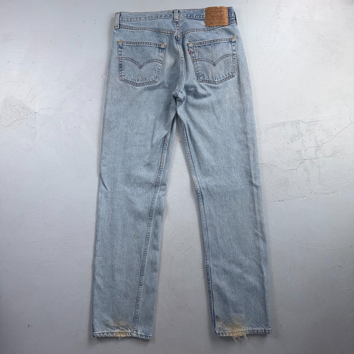 Levis 501 Vintage 90s USA XX Straight Leg Jeans Blue Light Wash 34x34 Act 33x33