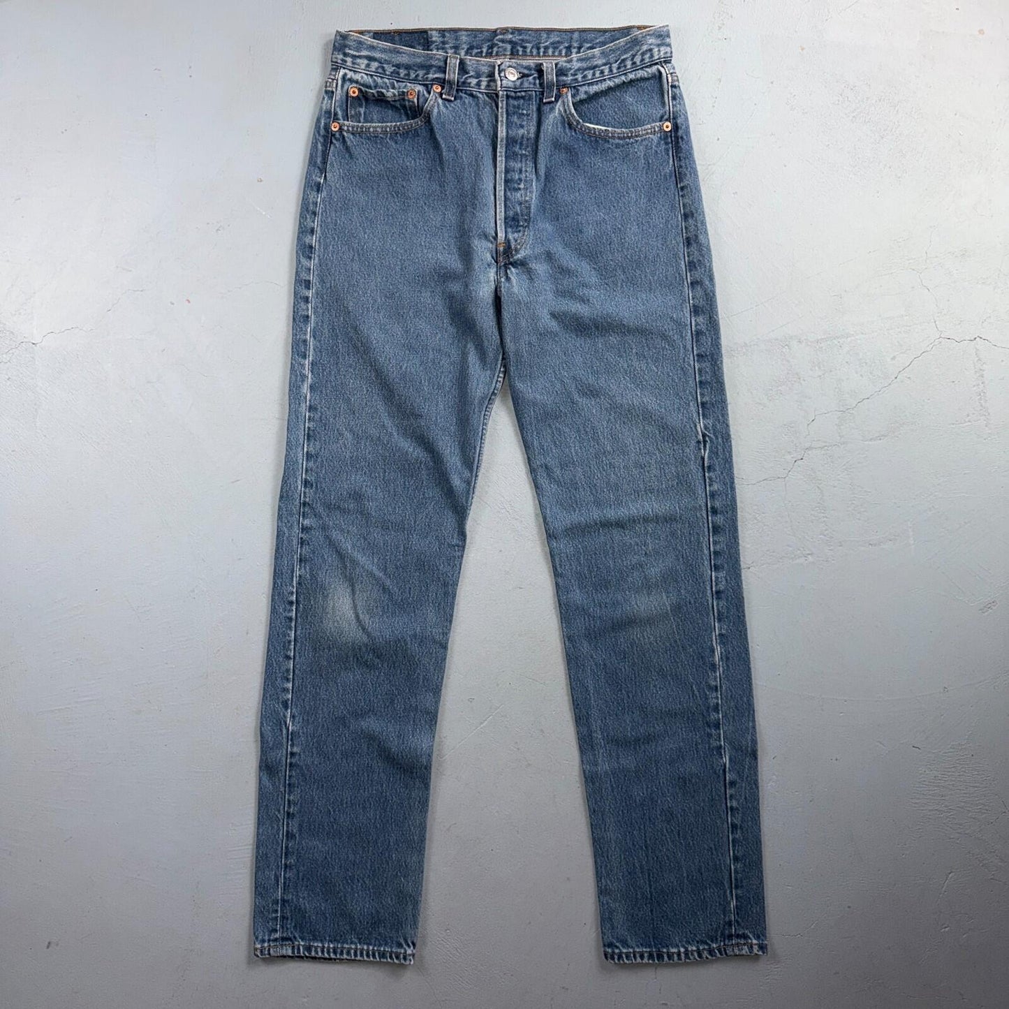 Levis 501 Vintage 80s USA XX Straight Leg Jeans Blue Light Wash 33x34 Act 31x32