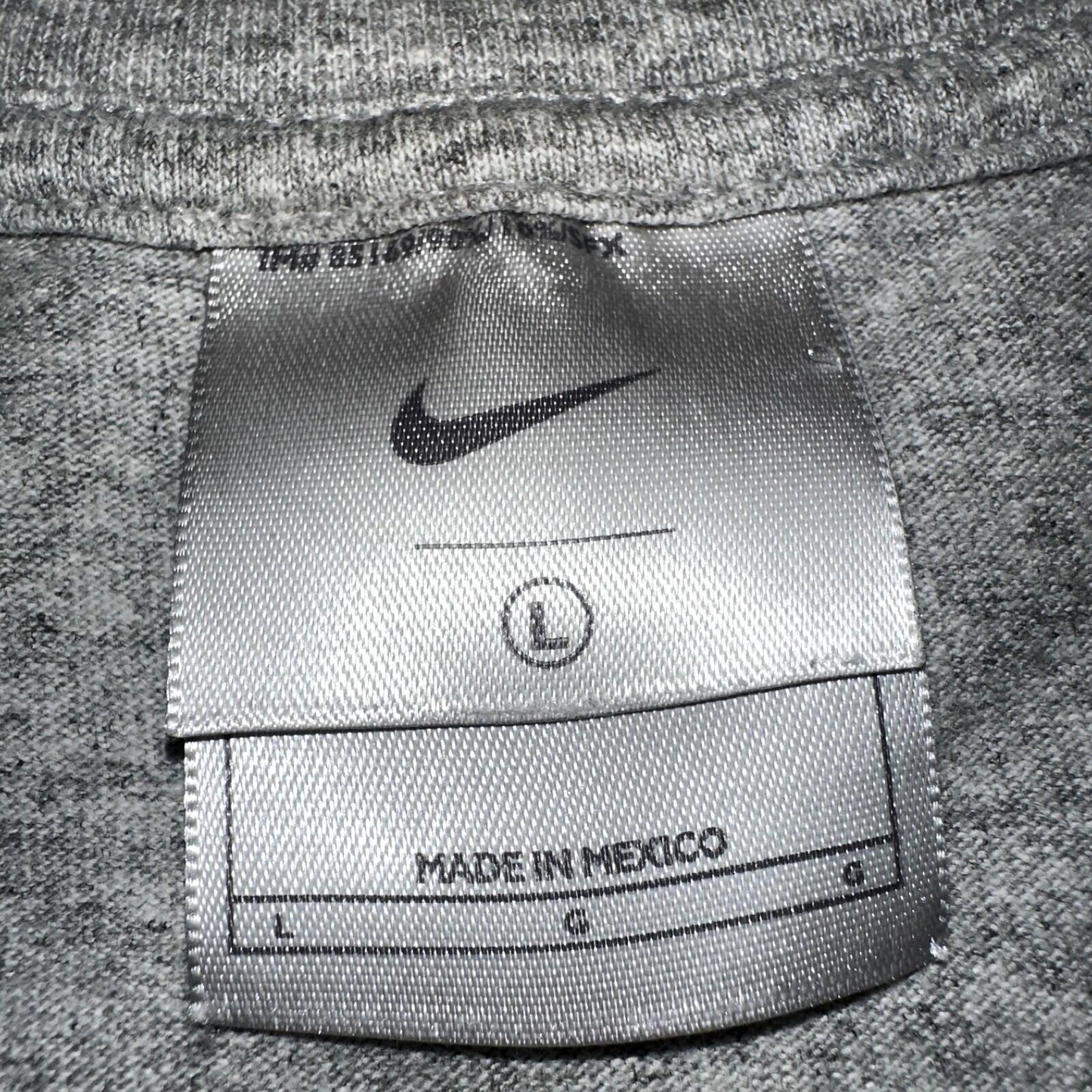 Nike Honolulu 2002 VTG T Shirt Silver Tag Marathon Running Floral Box Logo Y2K