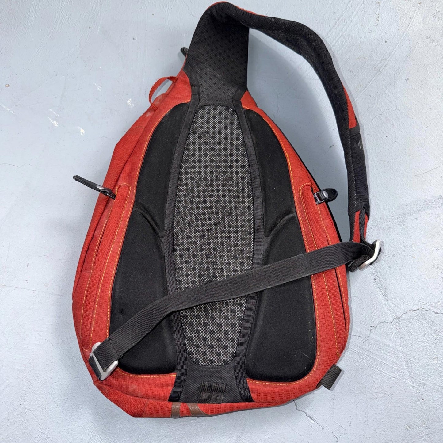Keen Hybrid Transport Sling Bag Rusty Red Orange Hiking Durable Backpack Cool