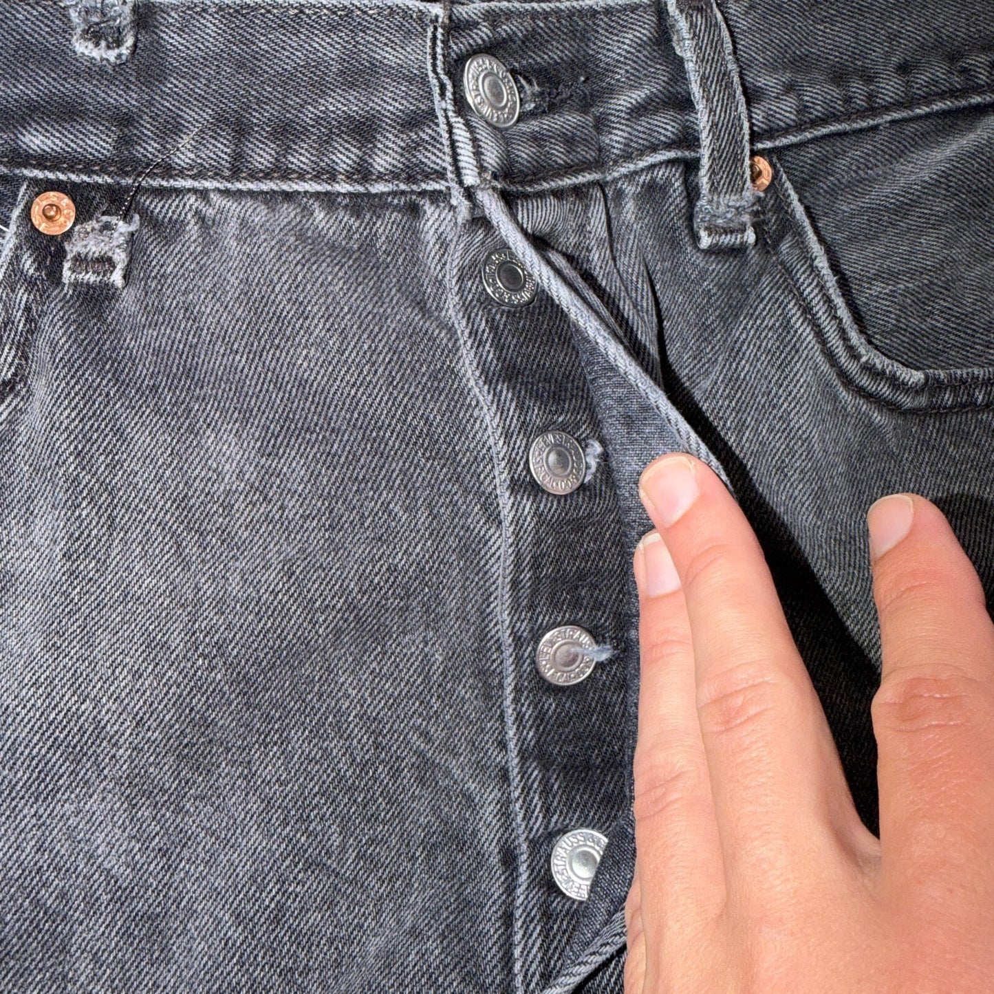 Levis 501 Vintage 90s USA XX Straight Leg Jeans Black Light Wash 34x34 Act 31x27