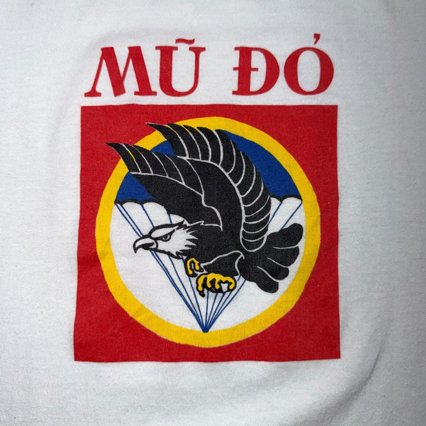 VTG 90s Mu Do Vietnam Airborne Paratrooper Eagle Military T Shirt White Army