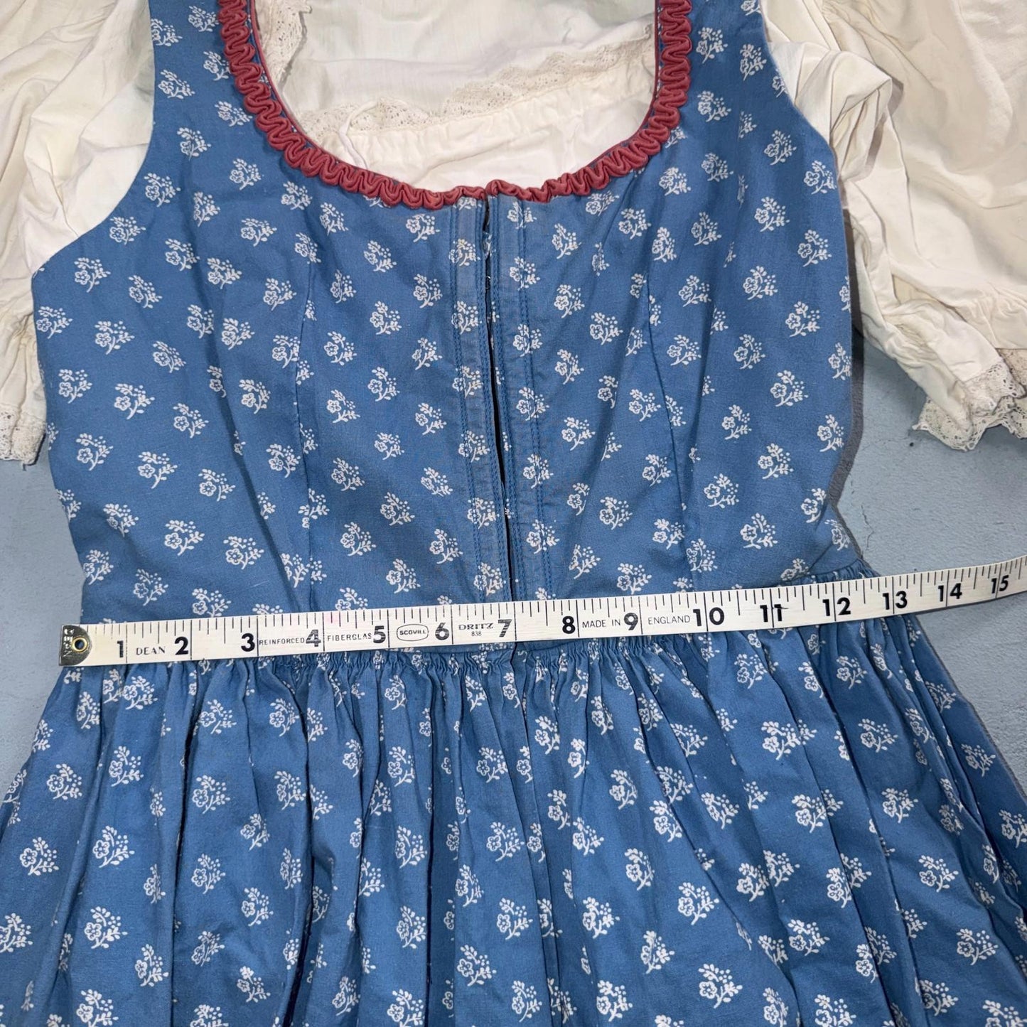 Wallach Volkskunfthaus Munchen Antique Dress German Smocked Handmade Dirndl 50s