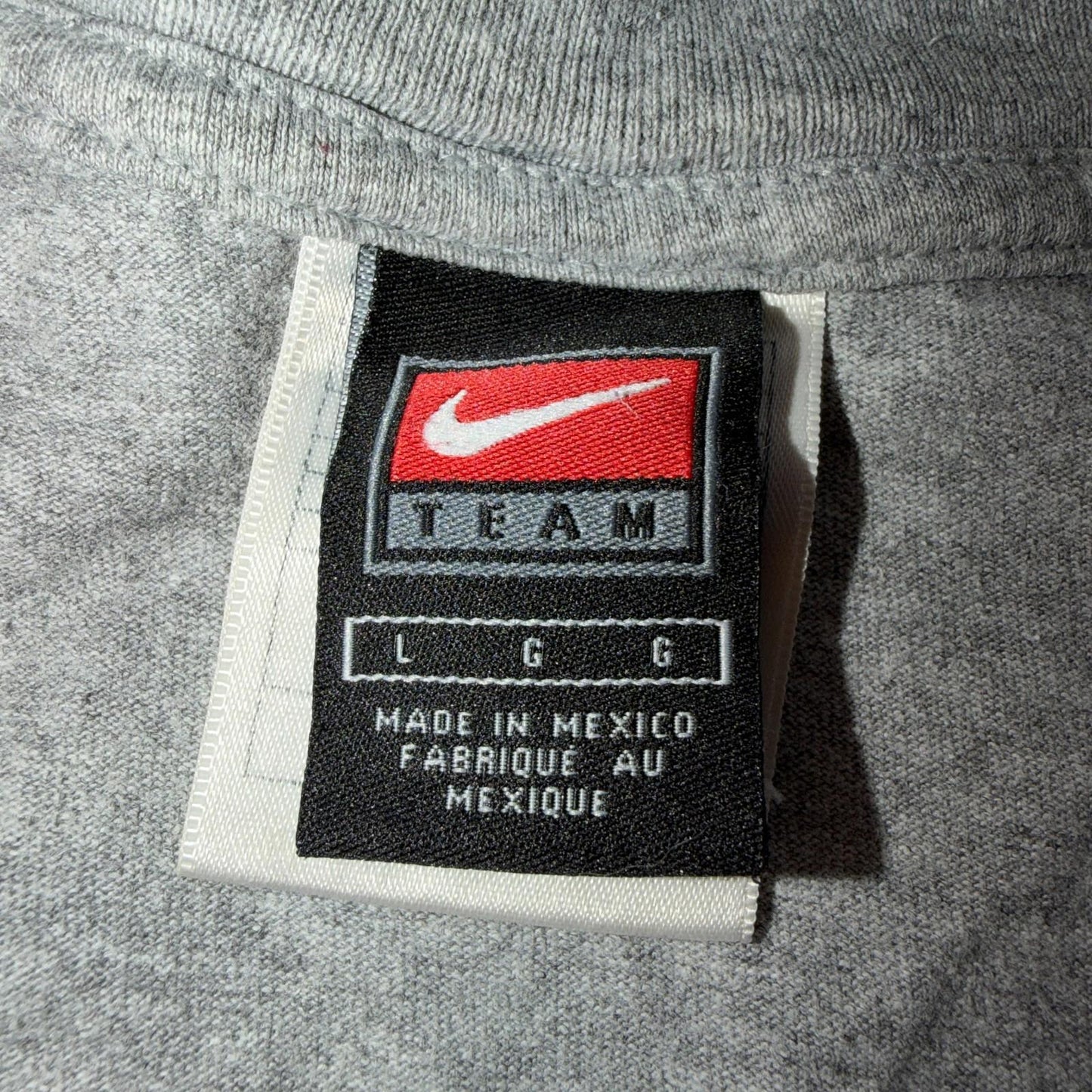 Nike Beavers Oregon Center Swoosh Y2K T Shirt Vintage Cool Sports Promo