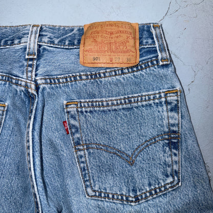 Levis 501 Vintage 90s USA XX Straight Leg Jeans Blue Light Wash 29x36 Act 27x28