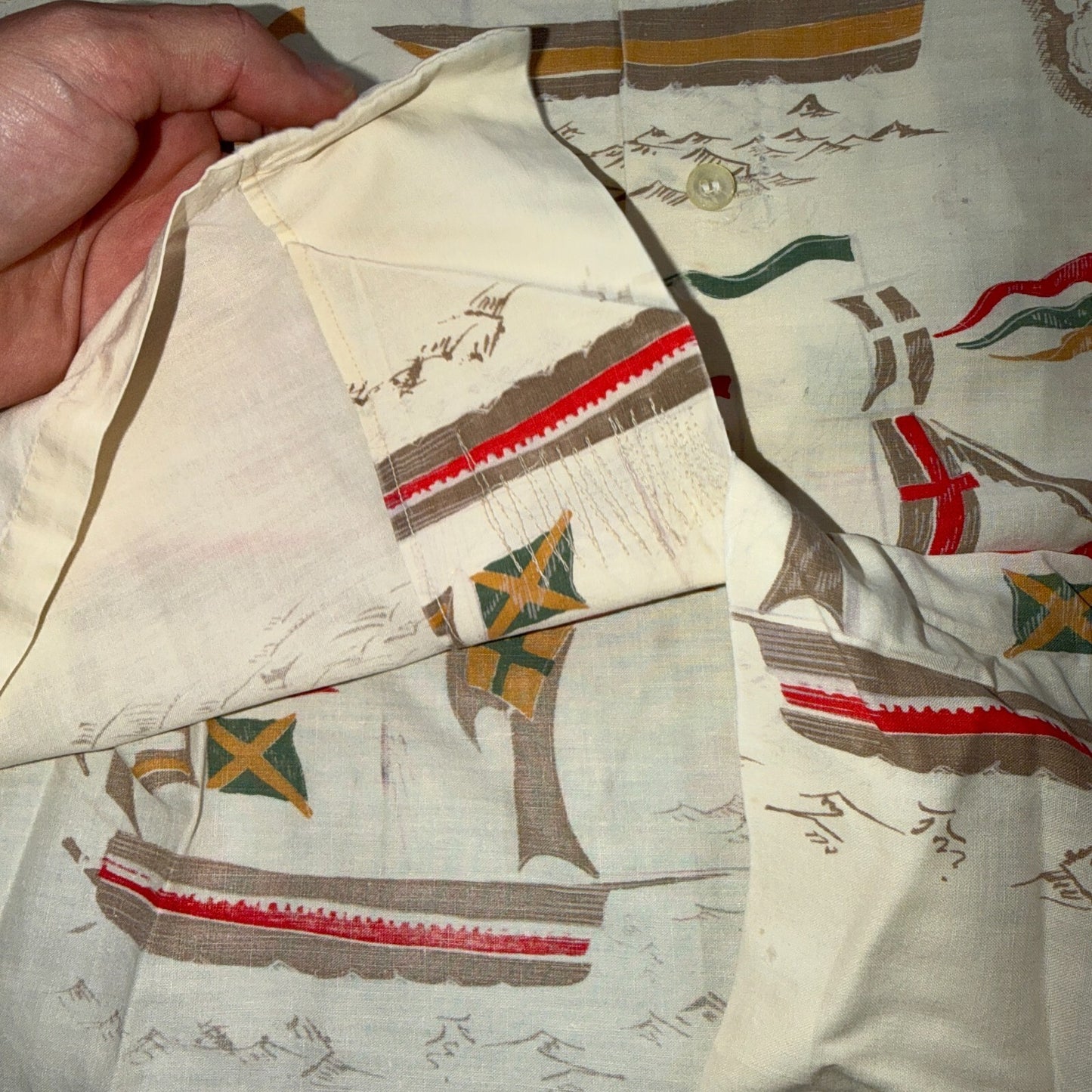 VTG 50s PENNEYS Hawaiian Flags Button Aloha Shirt Rockabilly THRASHED 1950s