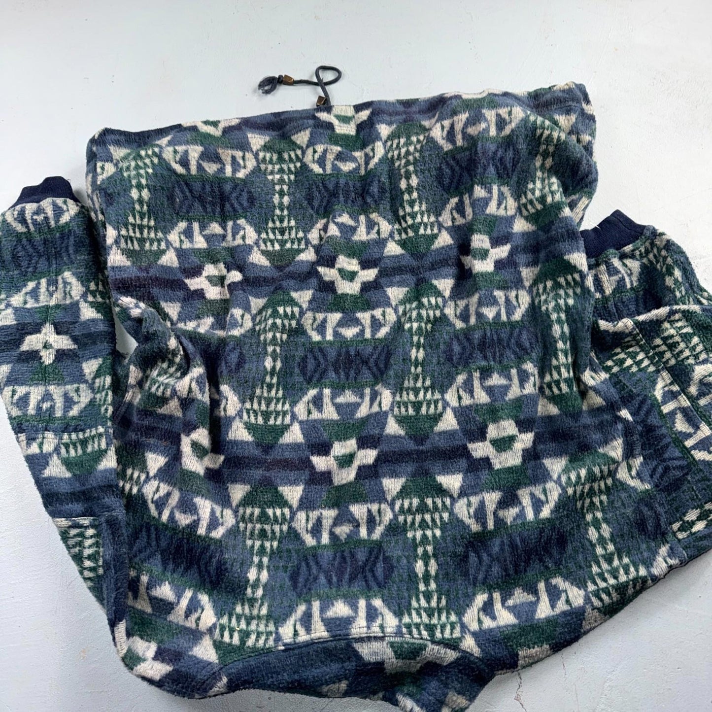 90s Venezia Vitale Sweater Women's 20 Long Sleeved Pullover Fleece Pattern Y2K