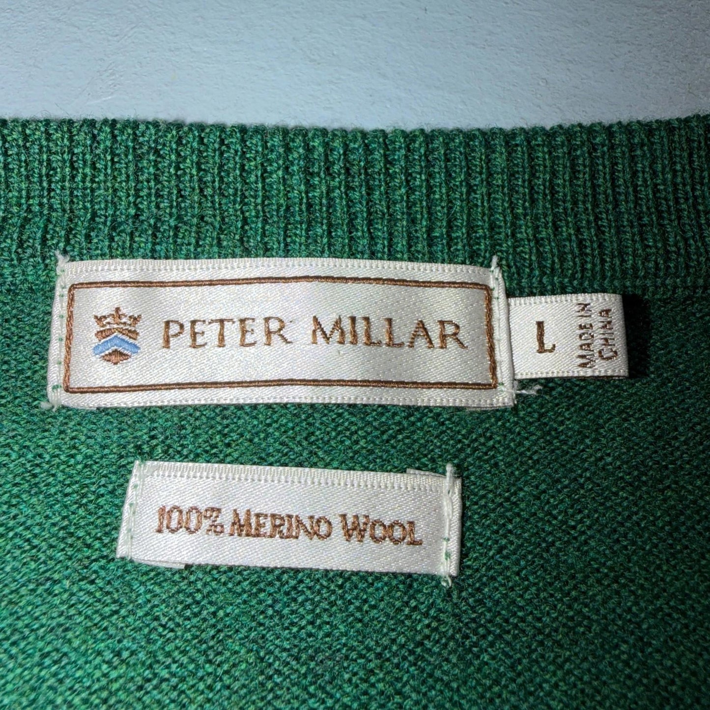 Peter Millar 100% Merino Wool V-Neck Sweater Mens Large Golf Club VTG Style