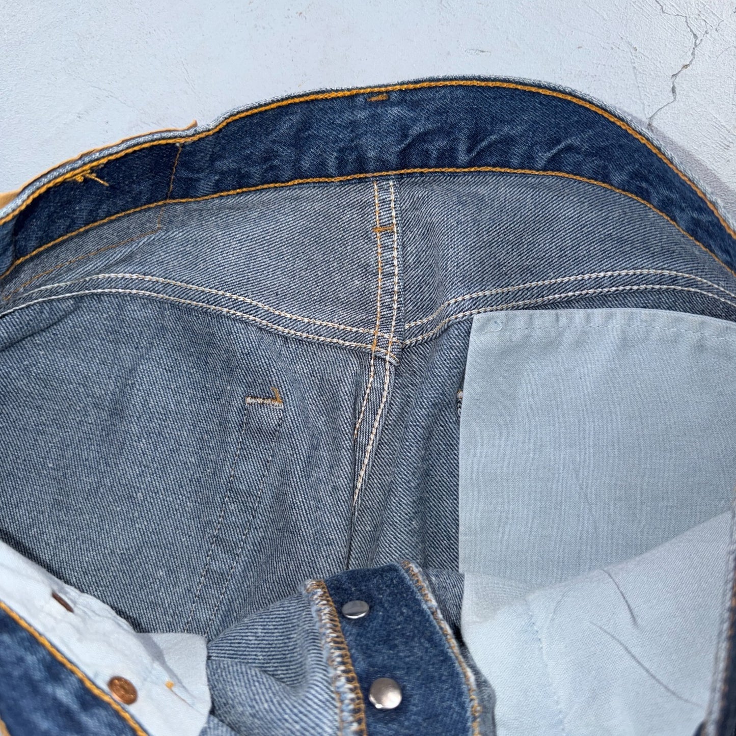Levis 501 Vintage 90s USA XX Straight Leg Jeans Blue Med Wash 33x32 Act 33x31
