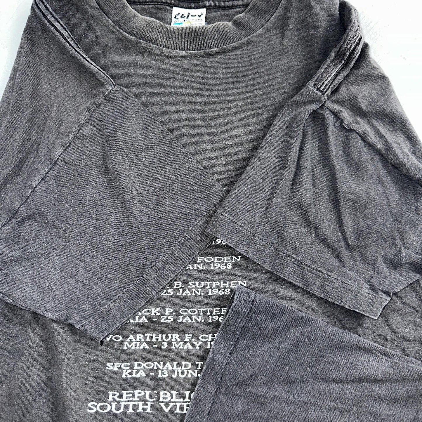 South Vietnam RIP VTG T Shirt Single Stitch Memorial War Army Military USA Faded