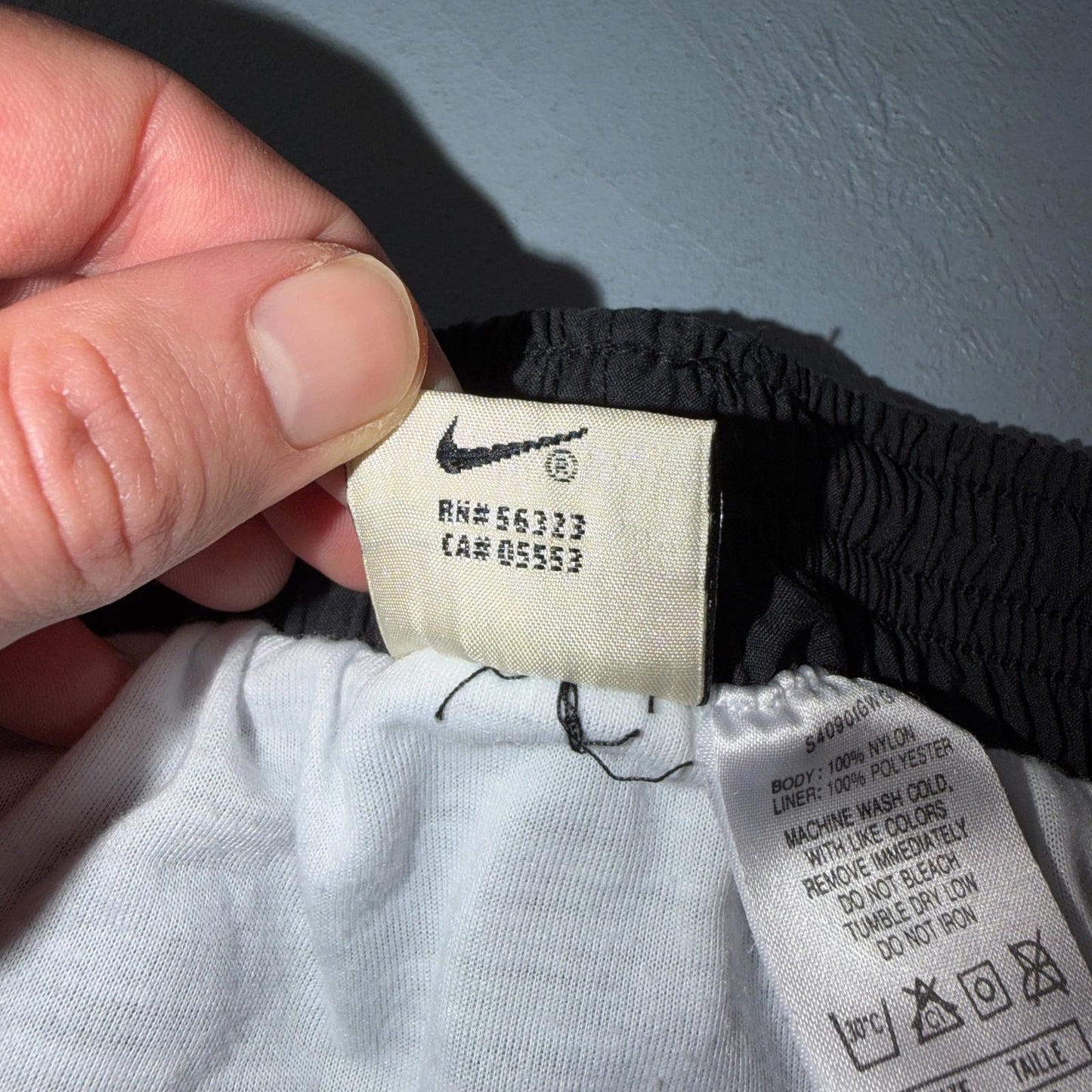 Nike ACG VTG Men Activewear Shorts L Black Nylon Polyester Logo Embroidery 90s