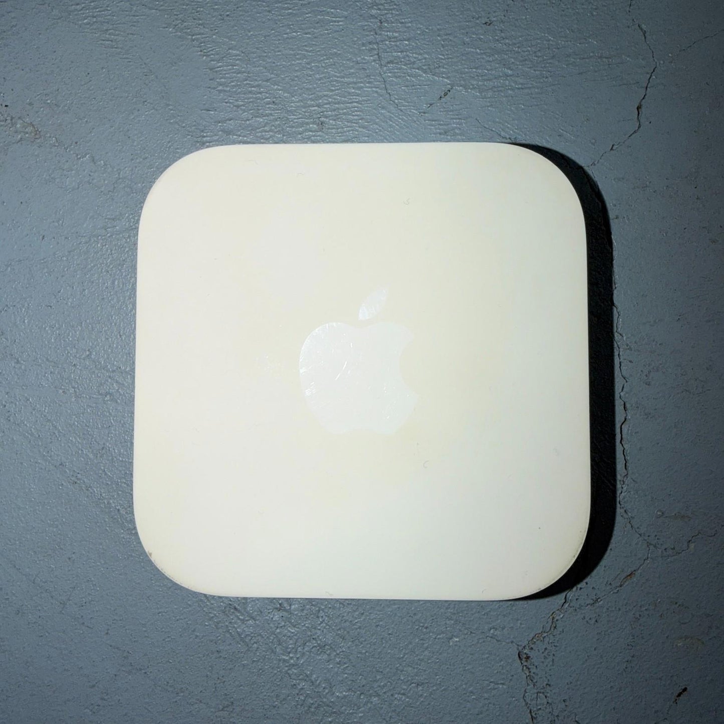 Apple A1392 AirPort Express Base 4-Port Router - MC414AM/A