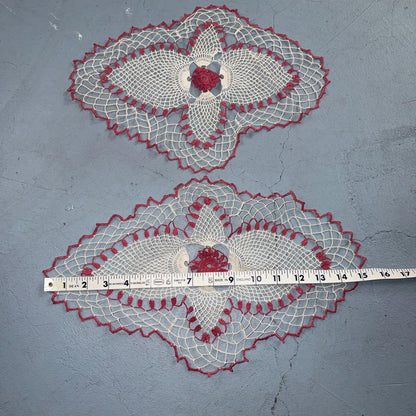 Vintage Star Doilies Embroidered Crocheted Covers Fabric Floral Set of 2 Table
