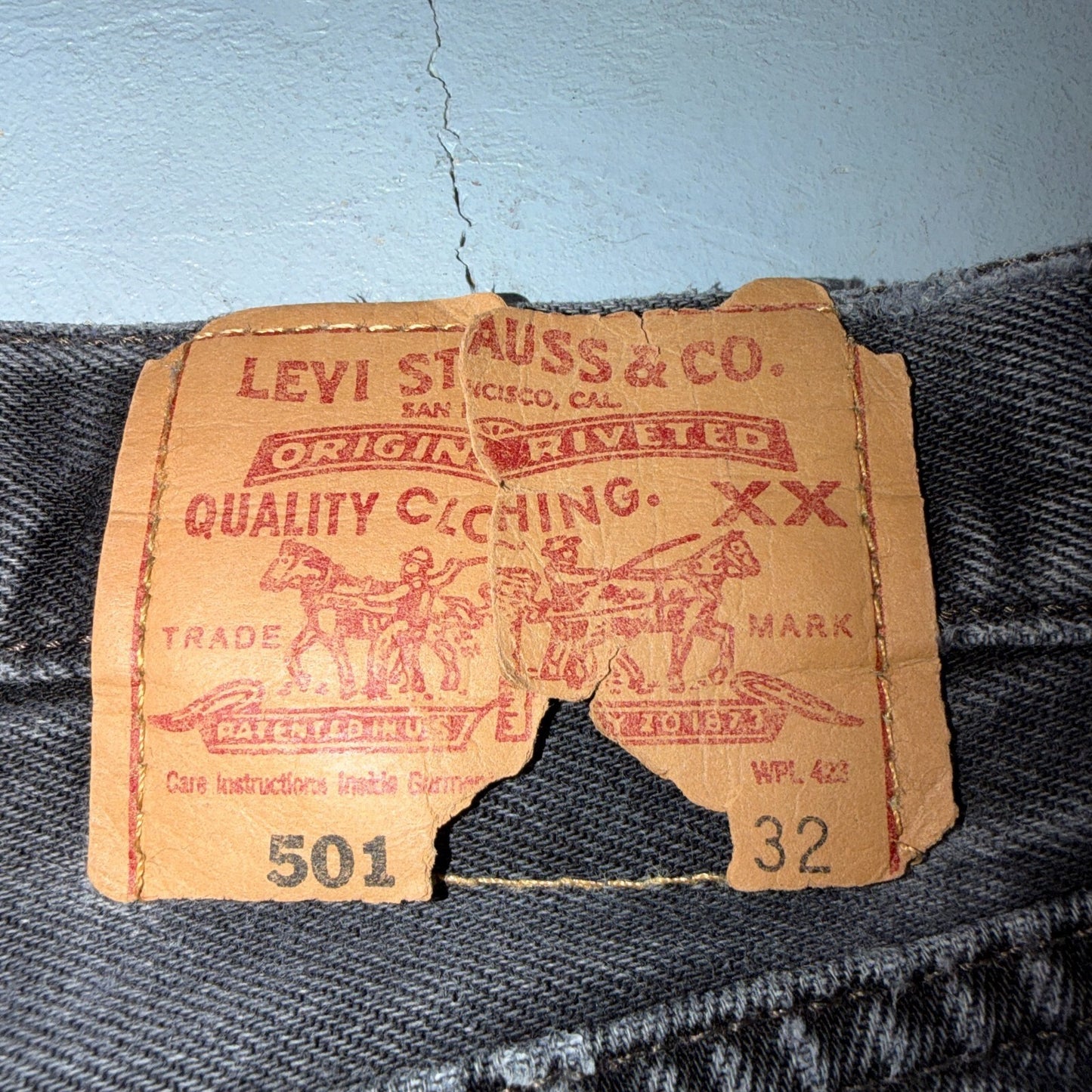 Levis 501 Vintage 90s USA XX Straight Leg Jeans Black Light Wash 34x32 Act 33x30