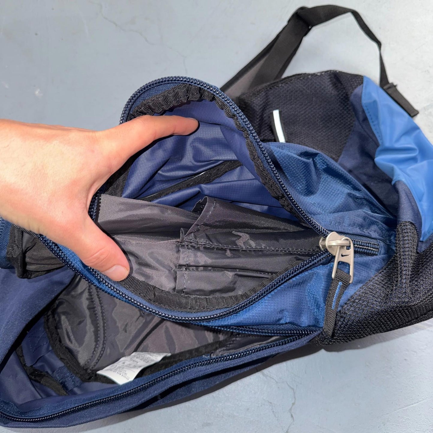 VTG Nike Backpack Blue Lots Of Pockets Gym Sports 90s Y2K Travel Carry On
