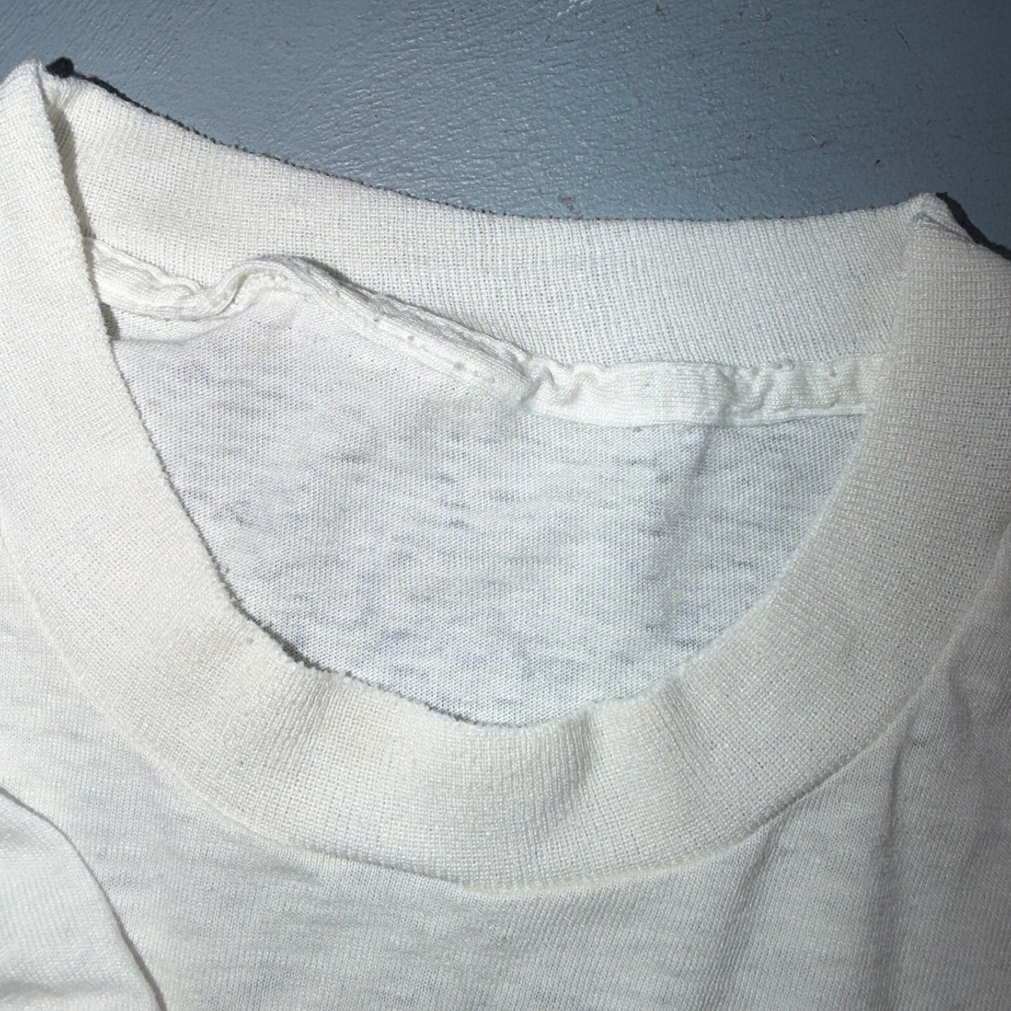 Cow Mooning Novelty Graphic Tee 80s VTG T Shirt 1980s Funny Joke Animals Thin