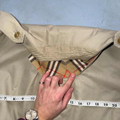 Burberry Trench Coat VTG Mens 46 Beige Check Collar Made in England Classic Belt