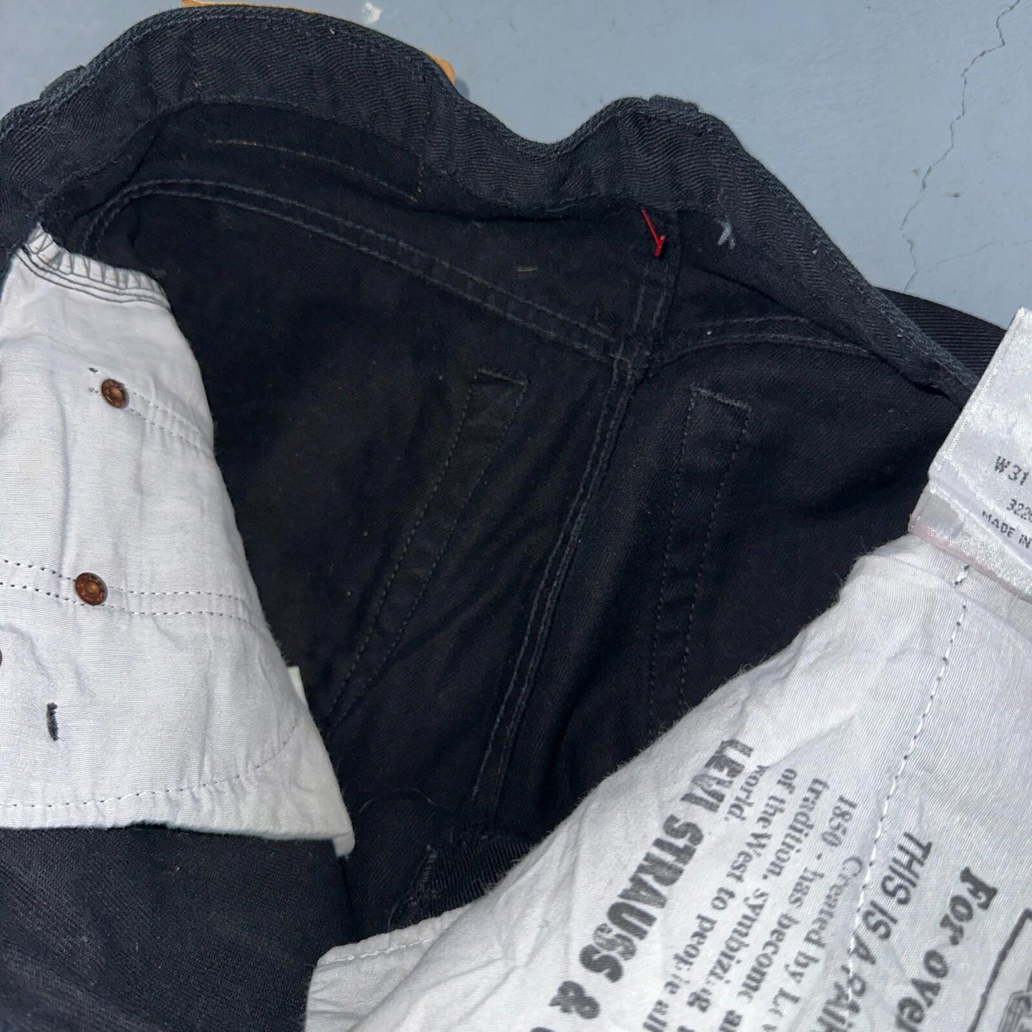 Levis 501 Vintage 90s USA XX Straight Leg Jeans Missing Buttons 31x32 Black