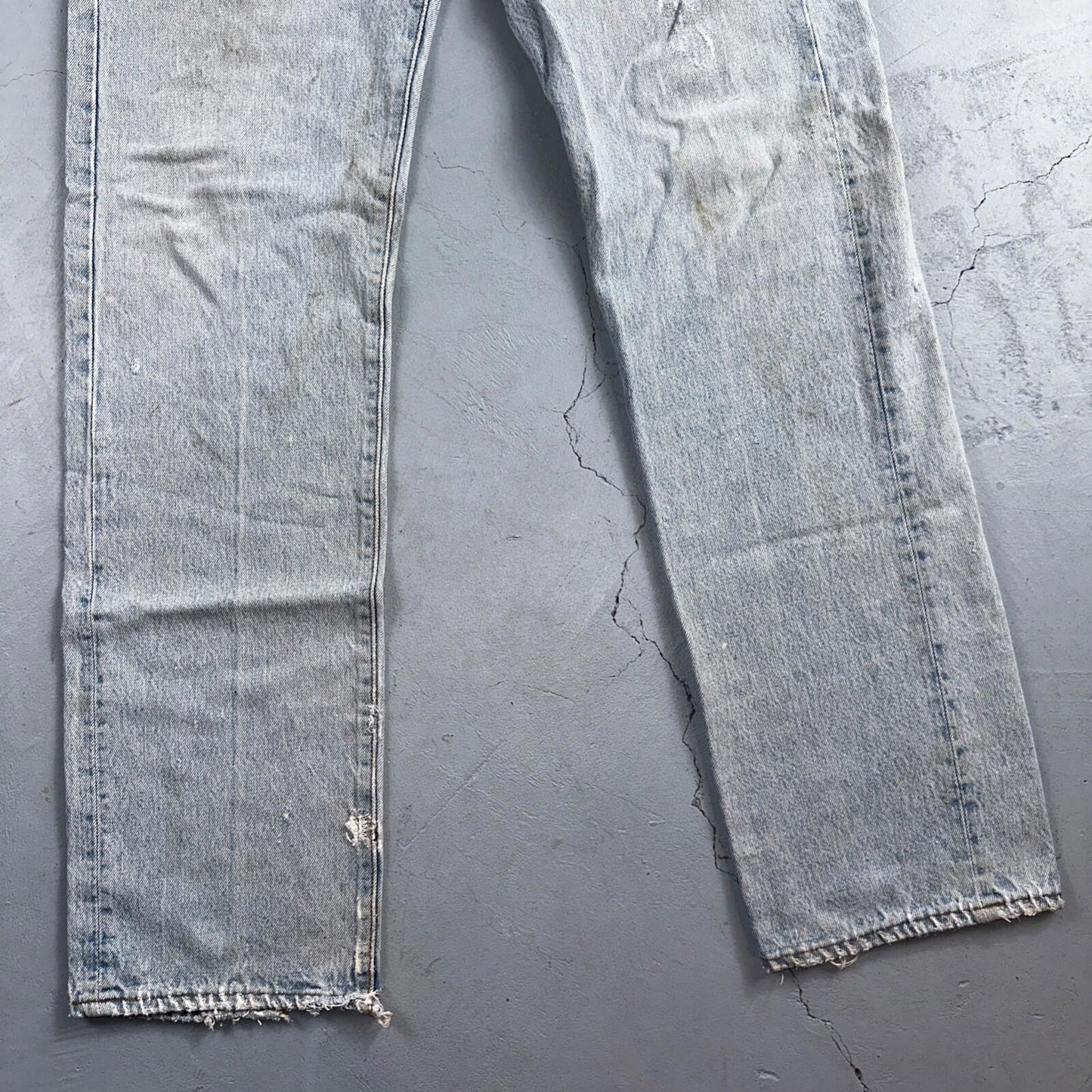 Levis 501 Vintage 80s USA XX Straight Leg Jeans Blue Light Wash 34x36 Act 31x34
