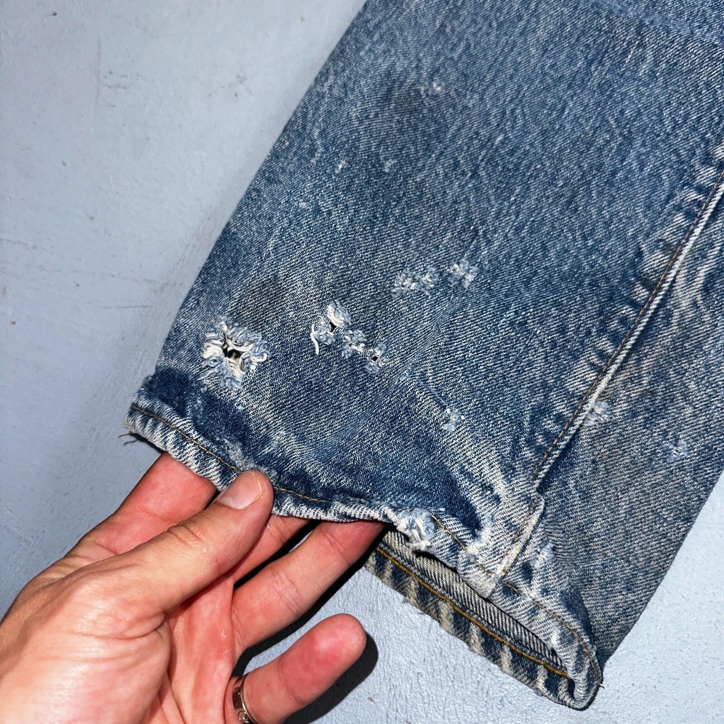 Levis 501 Vintage 80s Redline Selvedge USA XX Jeans Light Wash 32x36 Act 30x31