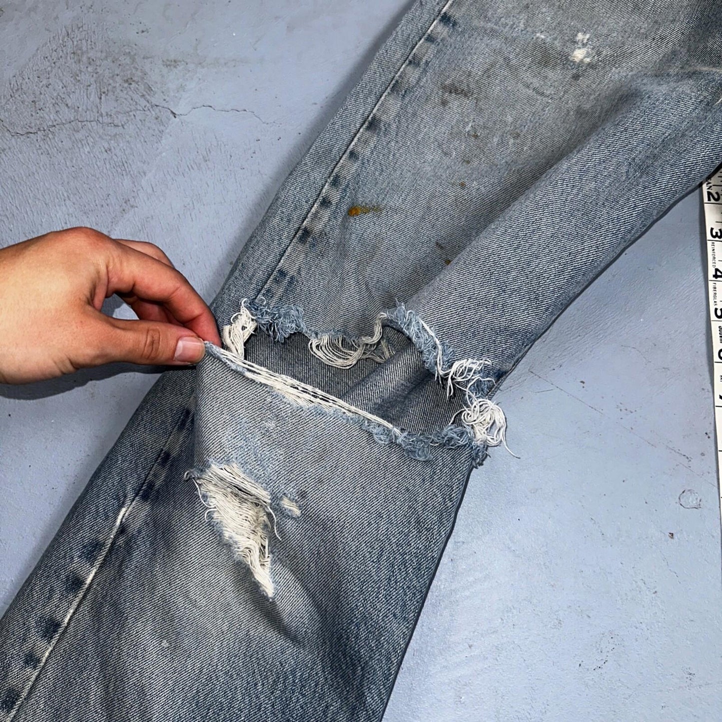 Levis 501 Vintage 80s Redline Selvedge USA XX Jeans Thrashed 33x33 Act 31x30
