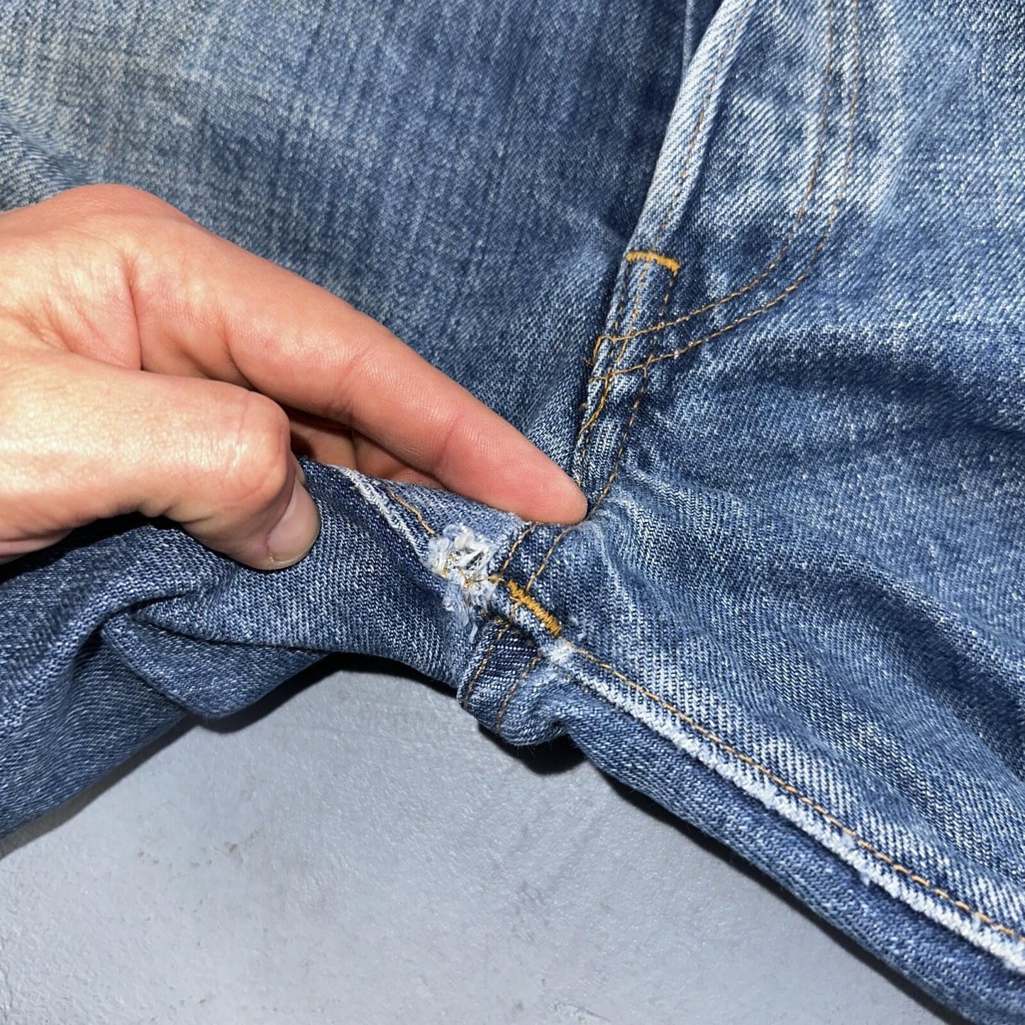 Levis 501 Vintage 80s Redline Selvedge USA XX Jeans Med Wash 42x34 Act 39x31