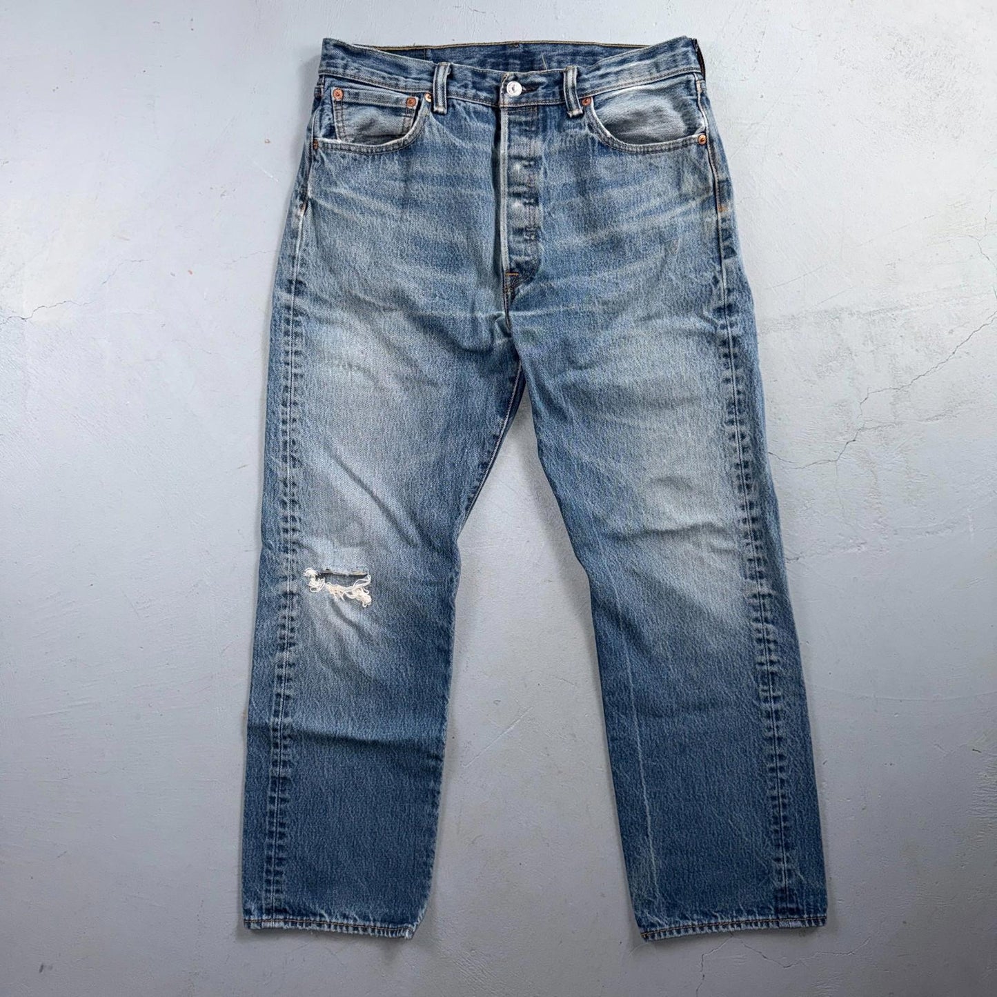 Levis 501 Vintage Y2K Egypt Straight Leg Jeans 35x32 Light Wash Act 32x28
