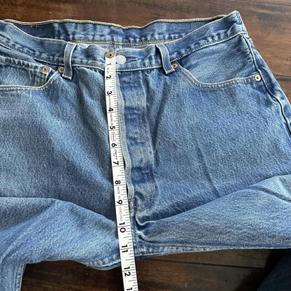 Levis 501 Vintage 90s Straight Leg XX Capri Jeans 36x34 Light Wash Act 32x25