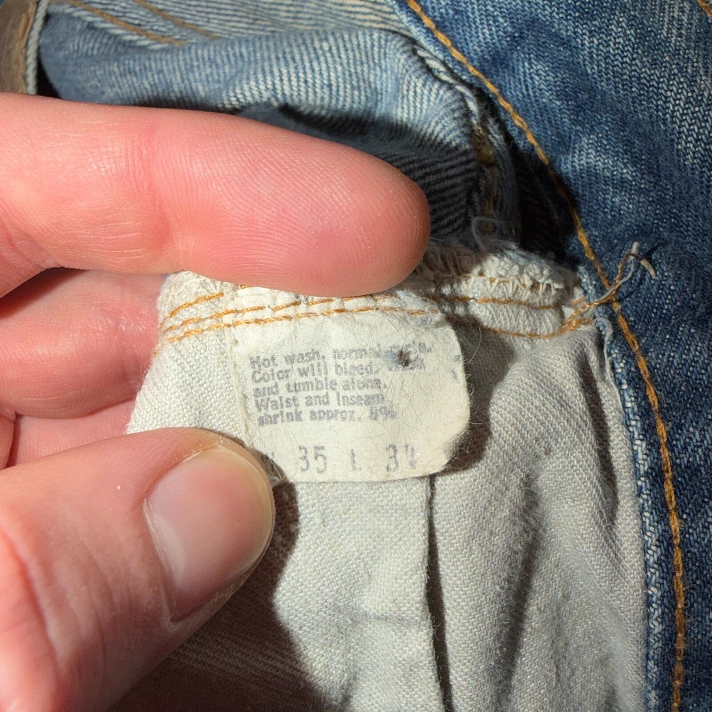 Levis 501 Vintage 80s Redline Selvedge USA XX Jeans Light Wash 35x34 Act 32x29