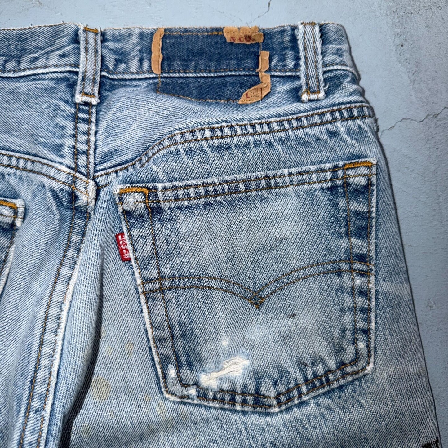 Levis 501 Vintage 90s USA XX Straight Leg Jeans Blue Light Wash 29x32 Act 28x28
