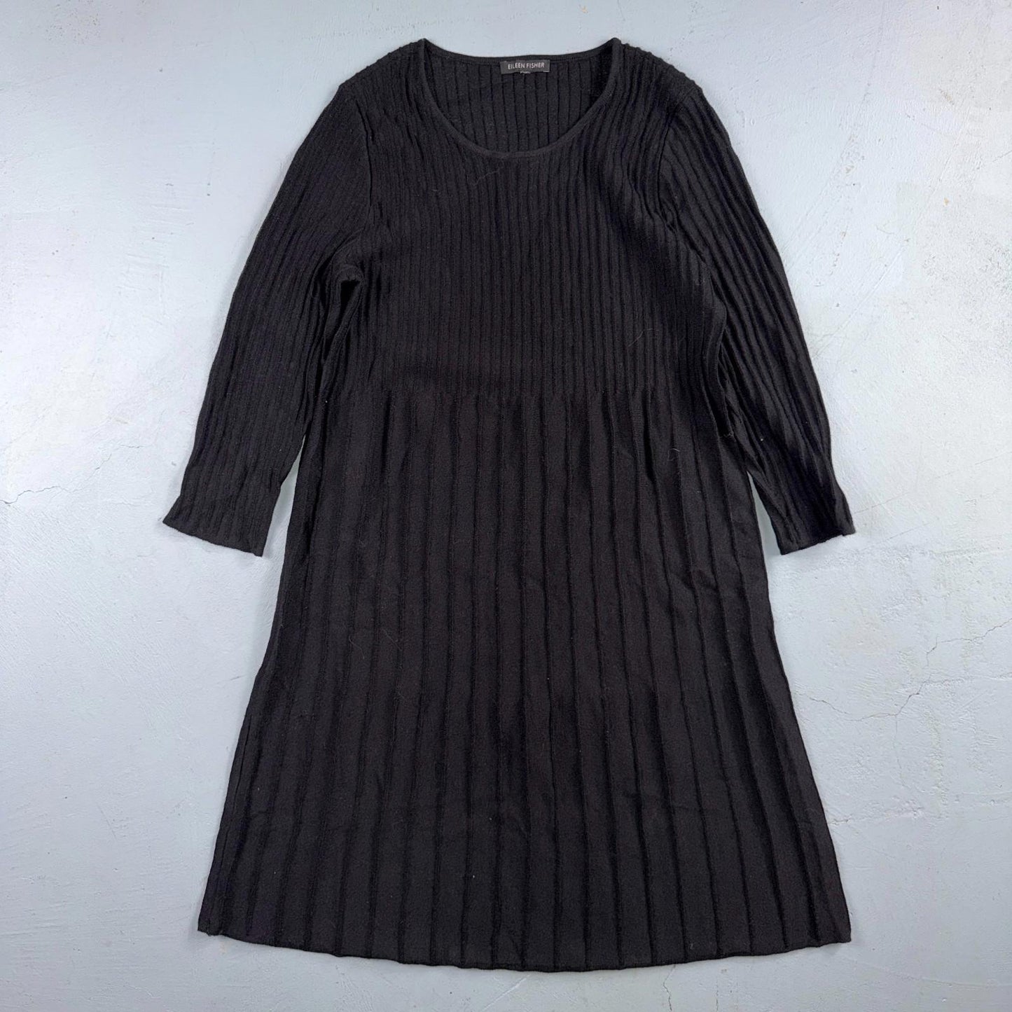 Eileen Fisher Wool Knit Ribbed and Pleated Black Shift Dress Cute Classy